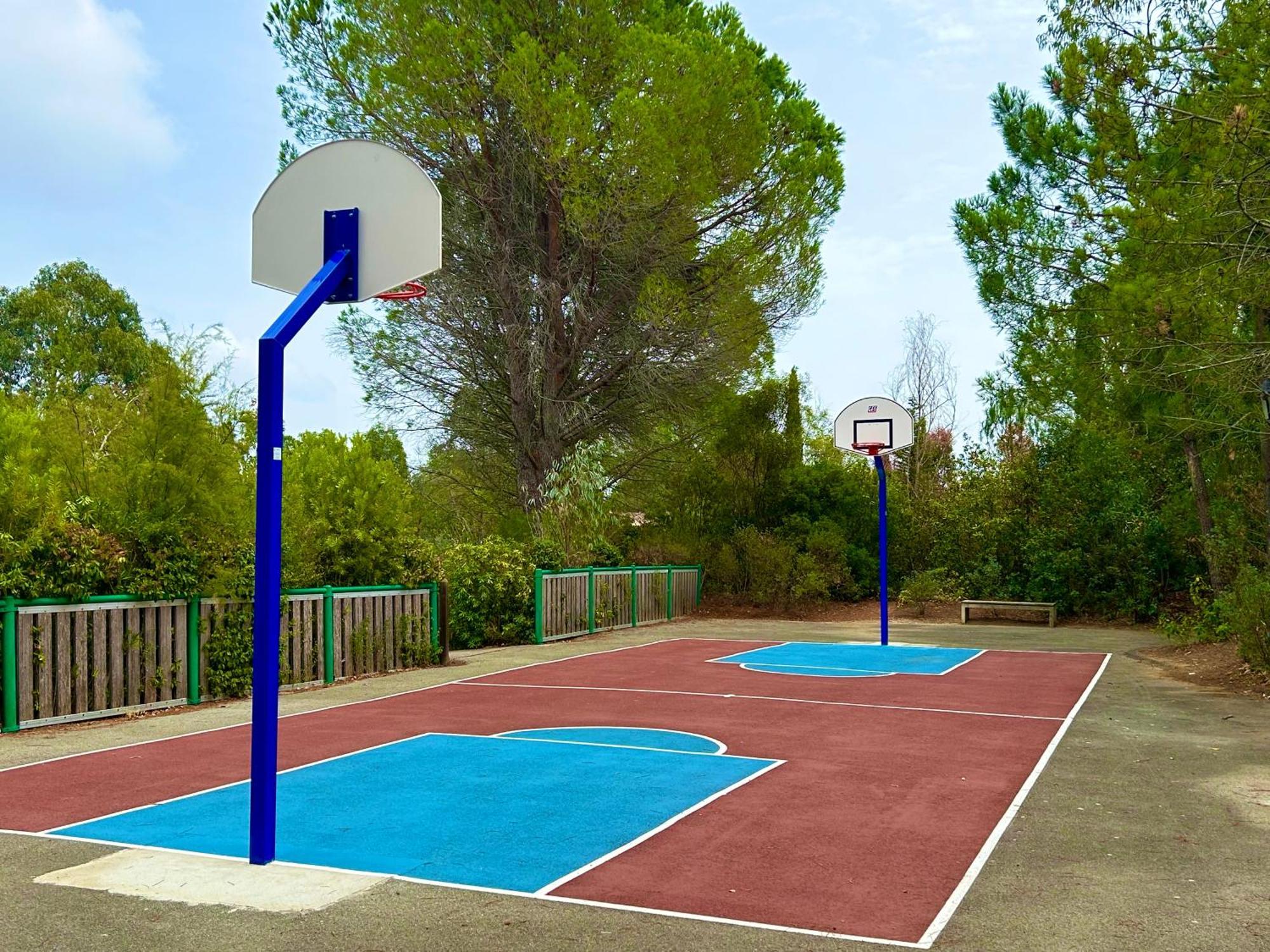 Les Restanques Vue Mer Roses 1070 Rez De Jardin Grimaud Dış mekan fotoğraf