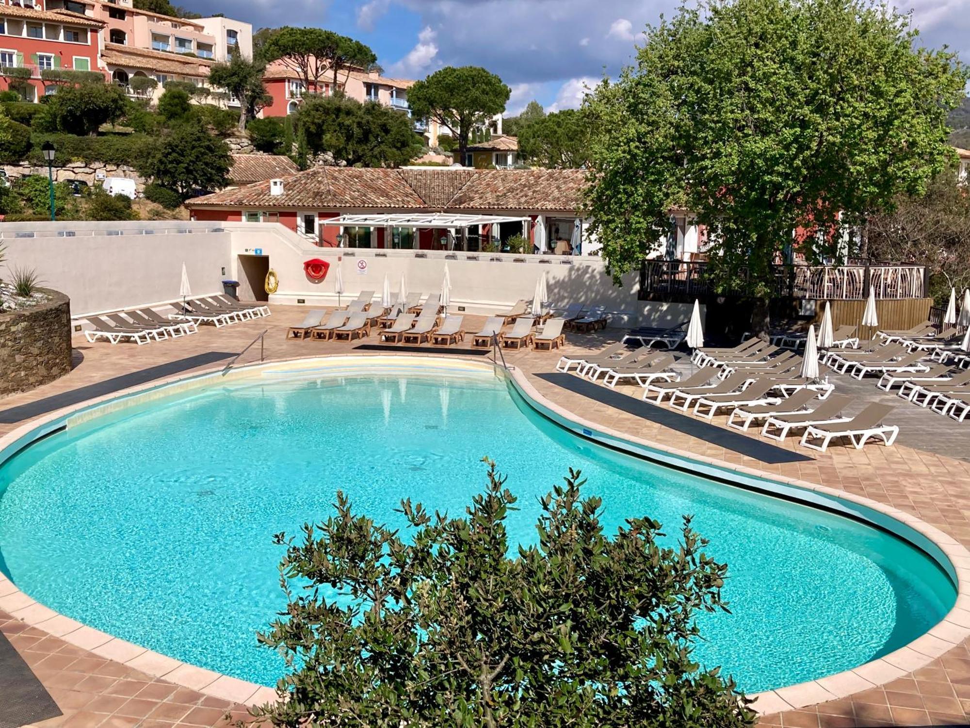 Les Restanques Vue Mer Roses 1070 Rez De Jardin Grimaud Dış mekan fotoğraf
