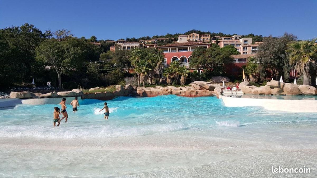 Les Restanques Vue Mer Roses 1070 Rez De Jardin Grimaud Dış mekan fotoğraf